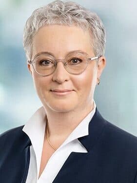 Karin Fuhrmann headshot